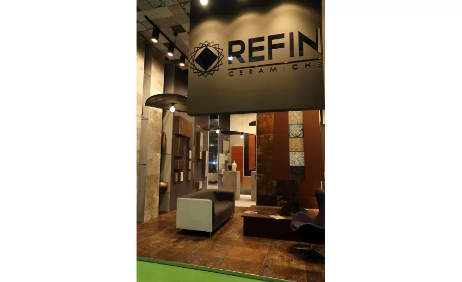 Ceramiche-Refin-booth-interior