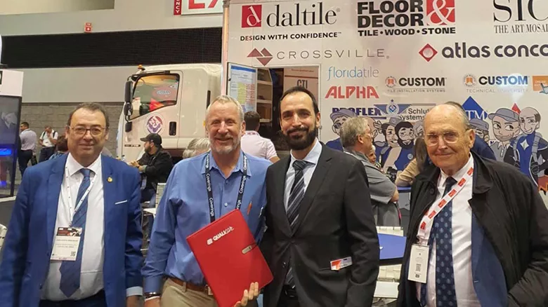 Bart Bettiga with Qualicer Delegation at COV23