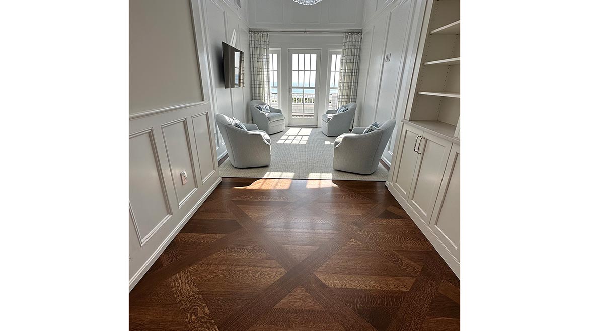Installation Awards Residential Hardwood/Laminate Winner: Beautiful Coastal Home