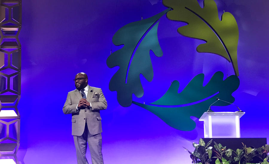 Mohawk Sustainability VP Bandy Opens Greenbuild Plenary 20171116 FLOOR Trends & Installation