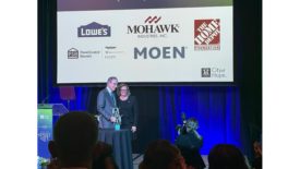 Mohawk Chairman and CEO Jeff Lorberbaum Accepts Award from City of Hope