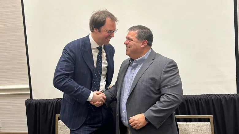 Roomvo Acquires QFloors