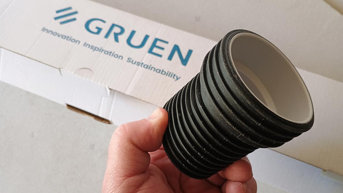 Gruen Connect coupler for drain